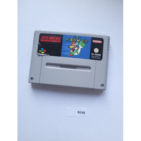 Super Mario World Super Nintendo (SNES)
