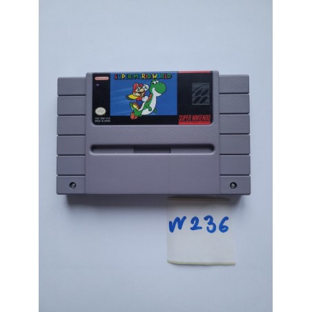 Super Mario World Super Nintendo (SNES)