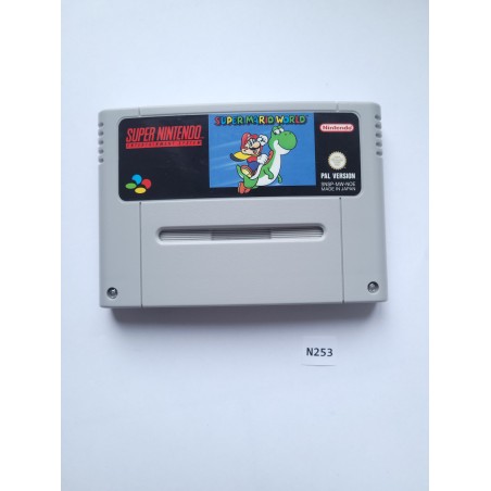 Super Mario World Super Nintendo (SNES)